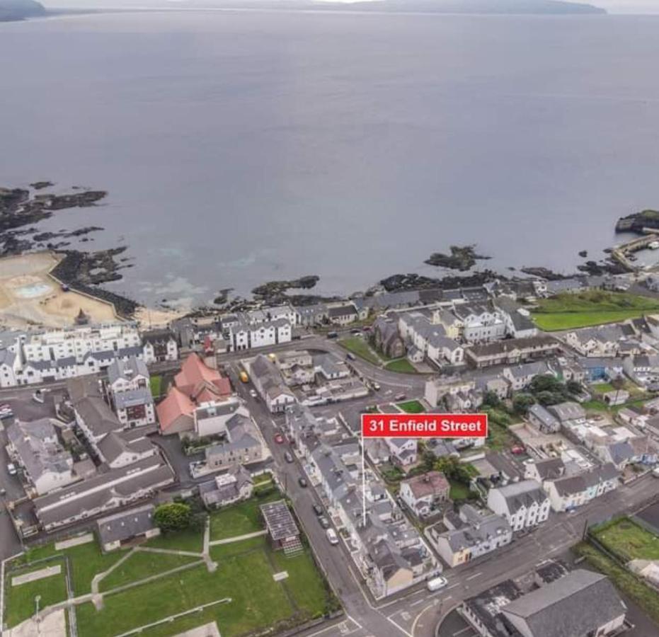 Enfield Street House Behind Portstewart Promenade With Partial Sea View From Front 3 Bed Sleeps 7 Vila Exterior foto